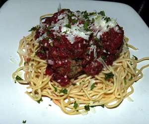 Grandma's Spaghetti and Meatballs